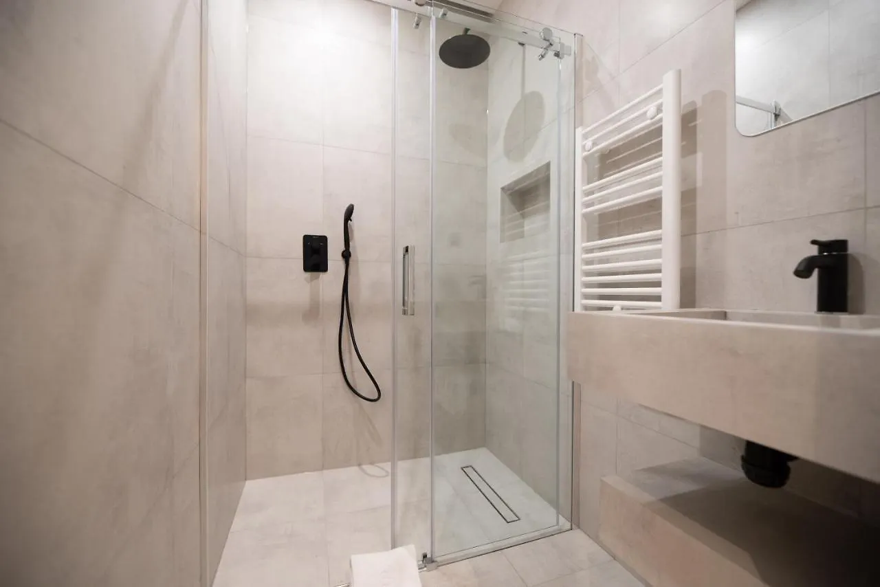 Loft In Canal Saint Martin Apartment Paris