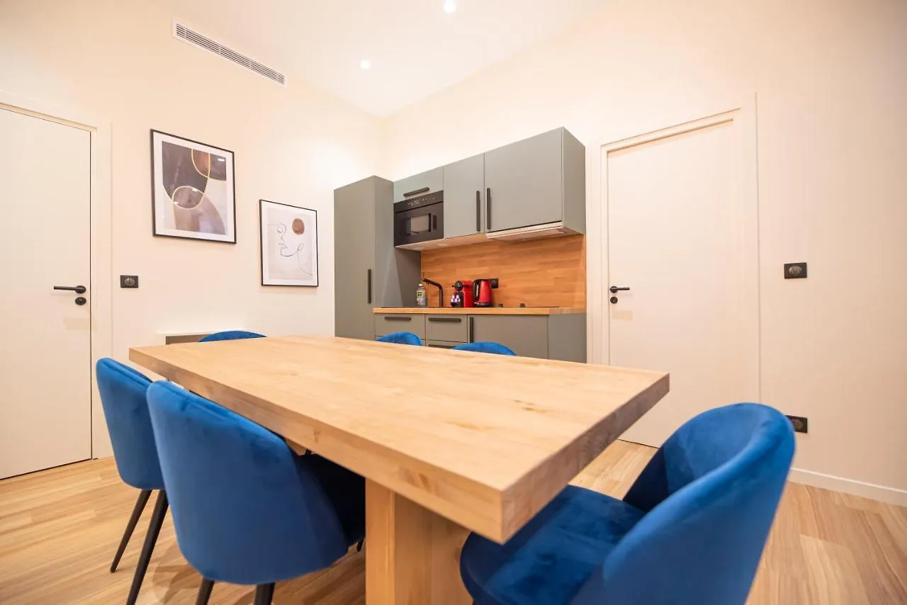 Loft In Canal Saint Martin Apartment Paris
